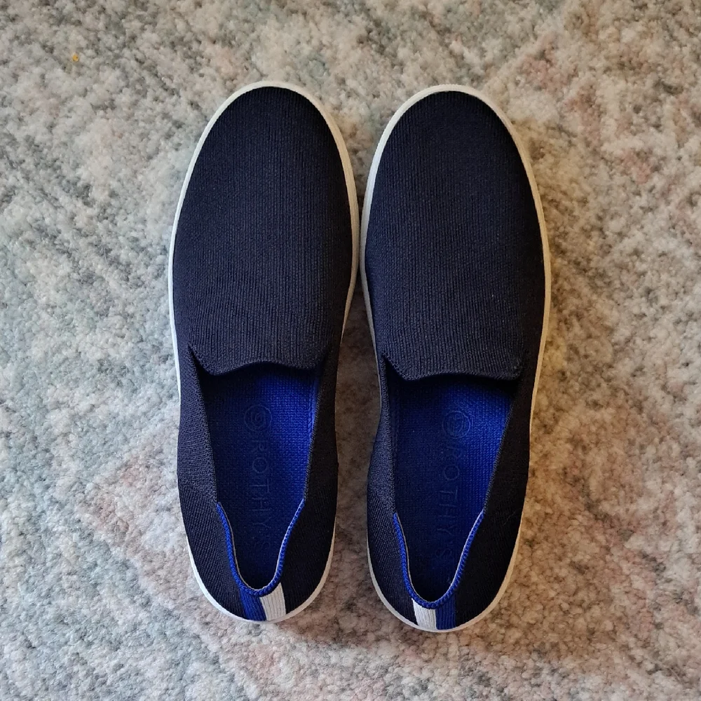 Rothys Original Sneaker - Picture 3 of 10